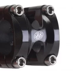 Potence REVERSE COMPONENTS BASE 0° Ø 25,4 Mm Noir 11 Potence REVERSE COMPONENTS BASE 0° Ø 25,4 Mm Noir -Vélos Et Accessoires 600x600 123693 pb170020 3 add2 1