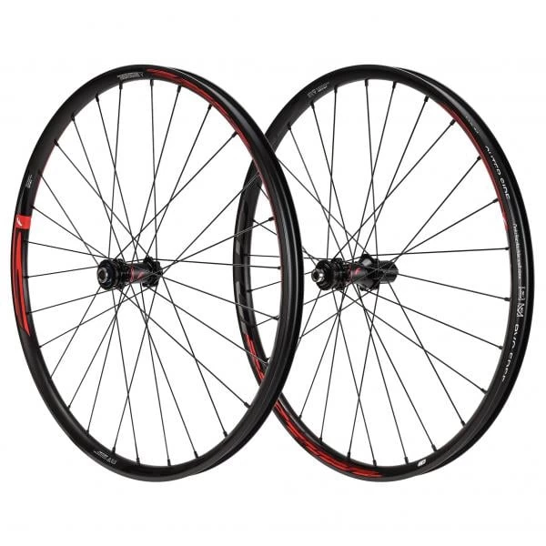 Paire De Roues FULCRUM RED FIRE 5 27,5" Axe Av. 15x110 Mm - Ar. 12x148 Mm Boost 1 Paire De Roues FULCRUM RED FIRE 5 27,5" Axe Av. 15x110 Mm - Ar. 12x148 Mm Boost