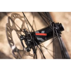 Paire De Roues FULCRUM RED ZONE 5 29" Axe Av. 15x110 Mm - Ar. 12x148 Mm Boost 35 Paire De Roues FULCRUM RED ZONE 5 29" Axe Av. 15x110 Mm - Ar. 12x148 Mm Boost -Vélos Et Accessoires LMRK5I 2022 Red Zone 5 Action 03 OF5VKA5B600x6005D 1