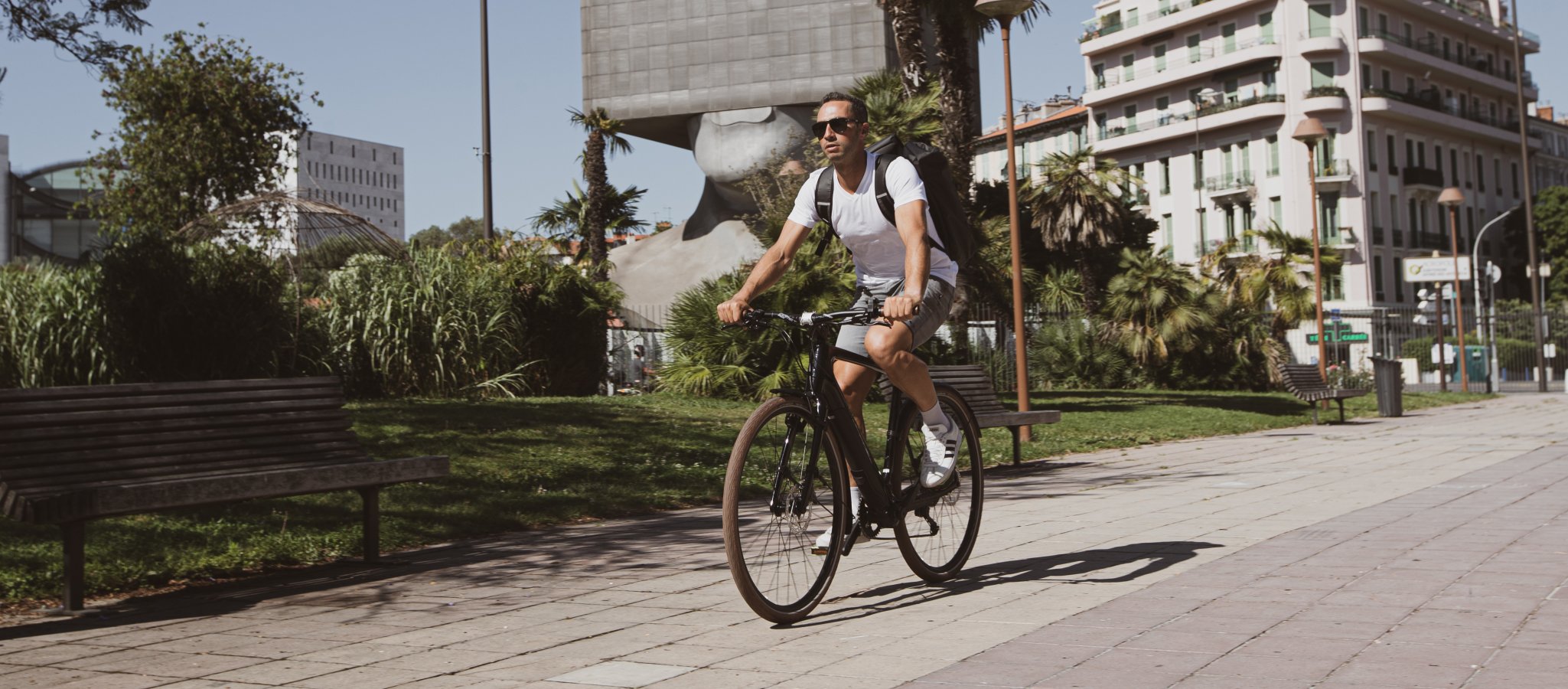 Vélos Et Accessoires -Vélos Et Accessoires urban category page cover fullscreen background